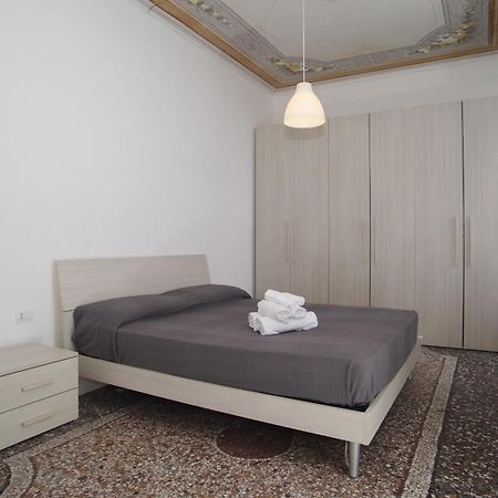 Casa Candida Генуа Екстериор снимка